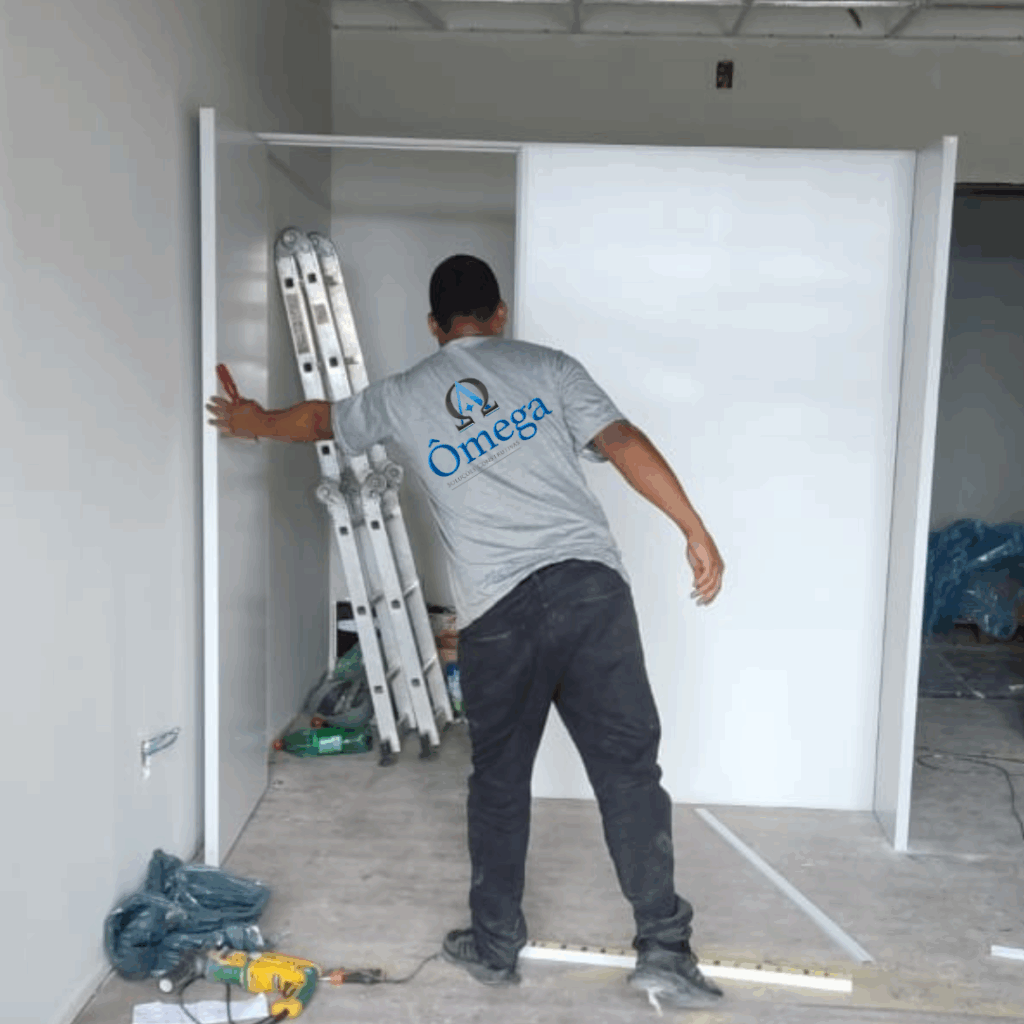 Mão de obra para instalação de divisórias.